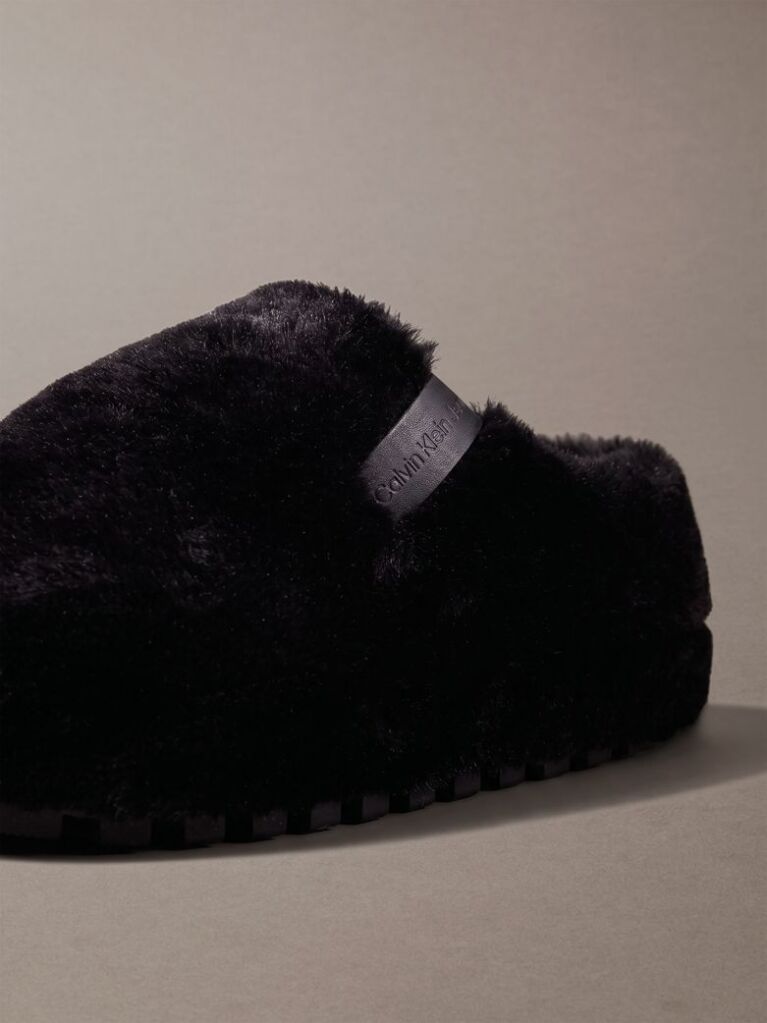 Black Faux Fur Slippers  Women